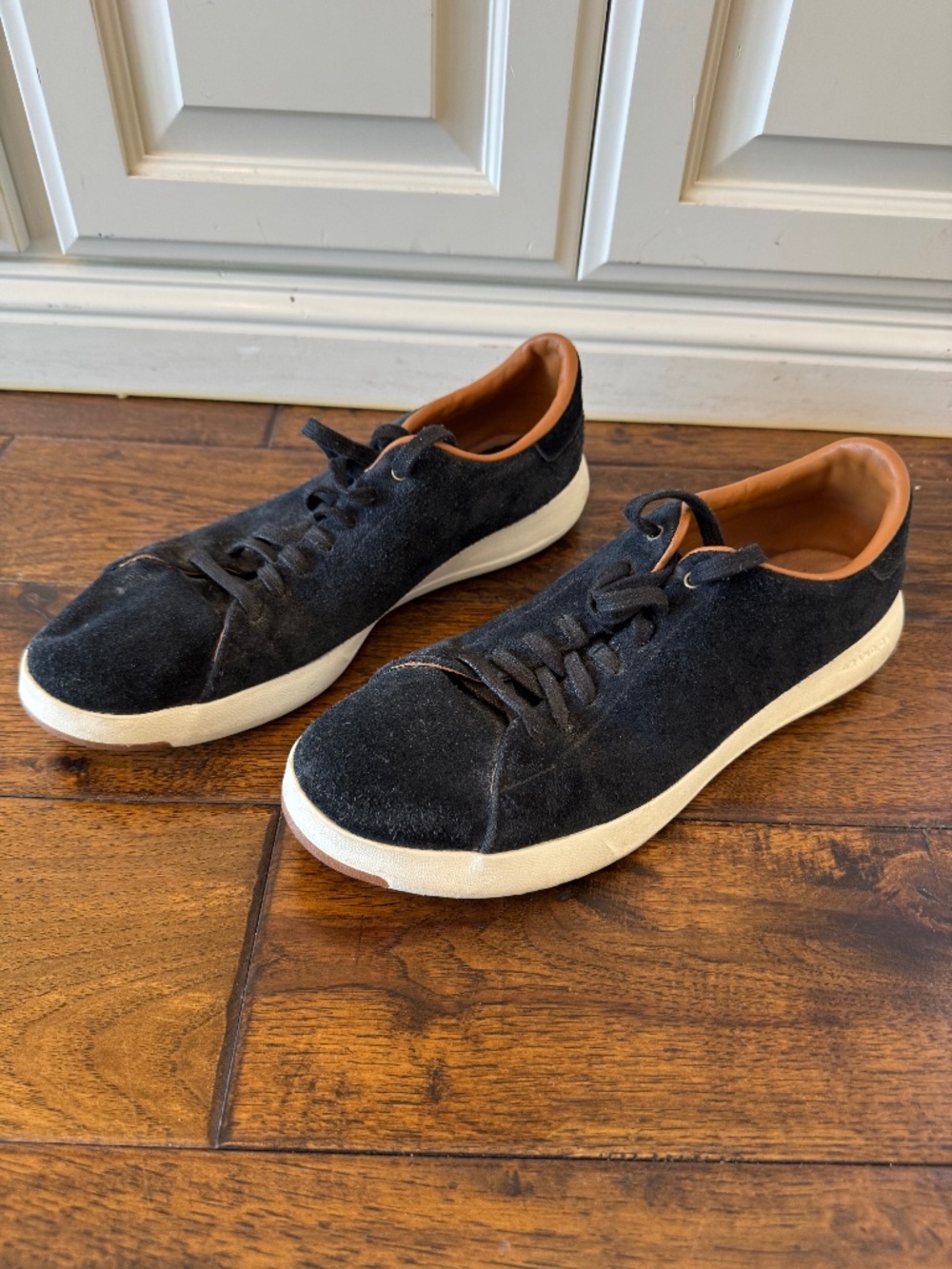 Cole Haan Black Suede Low Top Sneakers Men's Size 11